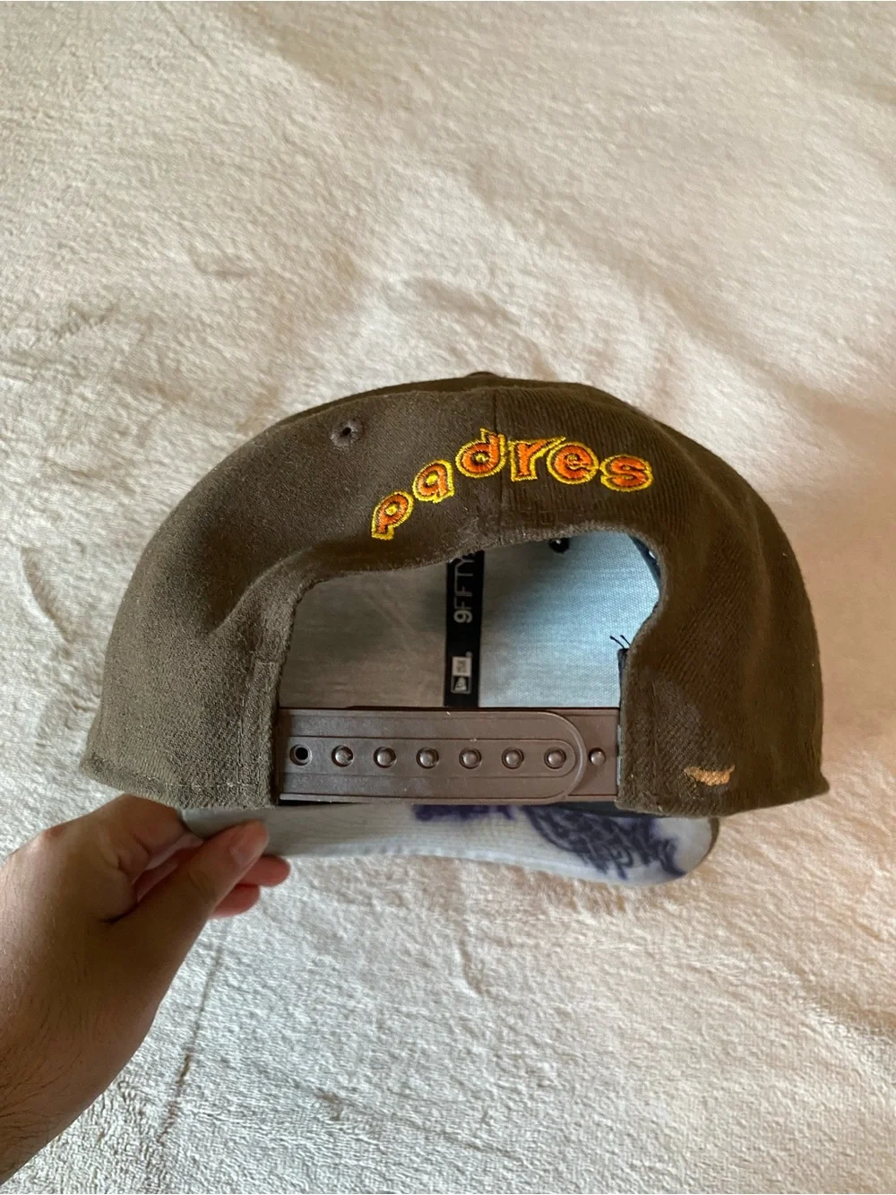 New Era 9FIFTY Padres Cooperstown Swinging Friar Snapback Hat Brown MLB